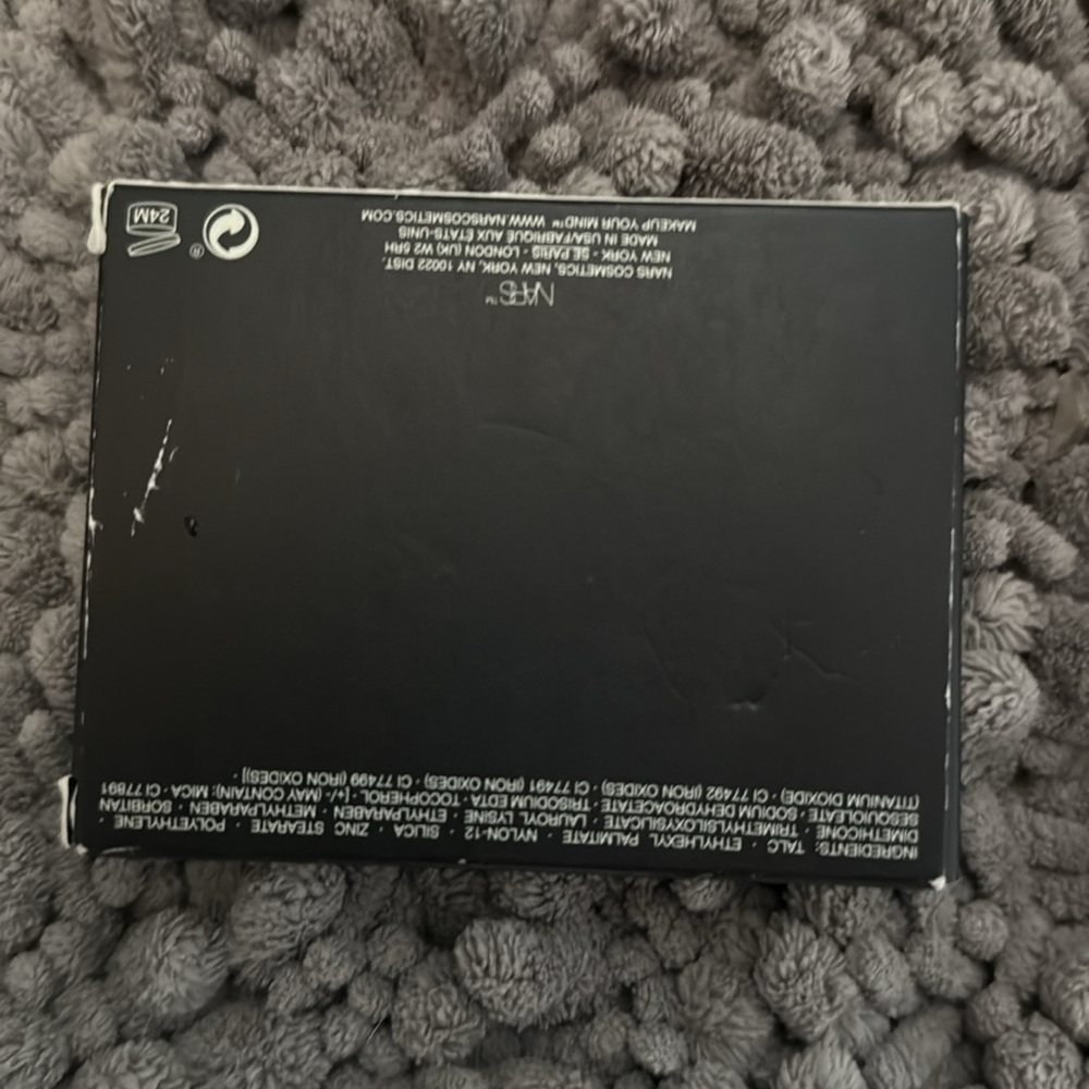 NARS Bronzing Powder - Picture 2 of 6